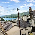 Angel Loft, Perfect Romantic Escape With View, On Windermere *