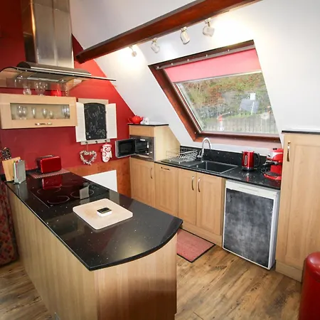 Angel Loft, Perfect Romantic Escape With View, On Windermere