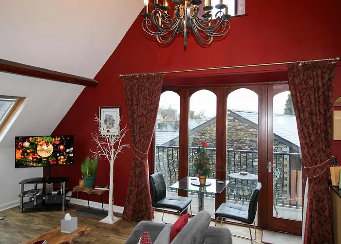 Angel Loft, Perfect Romantic Escape With View, On Windermere * Bowness-on-Windermere