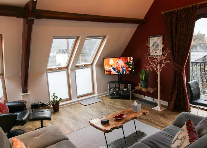 Angel Loft, Perfect Romantic Escape With View, On Windermere