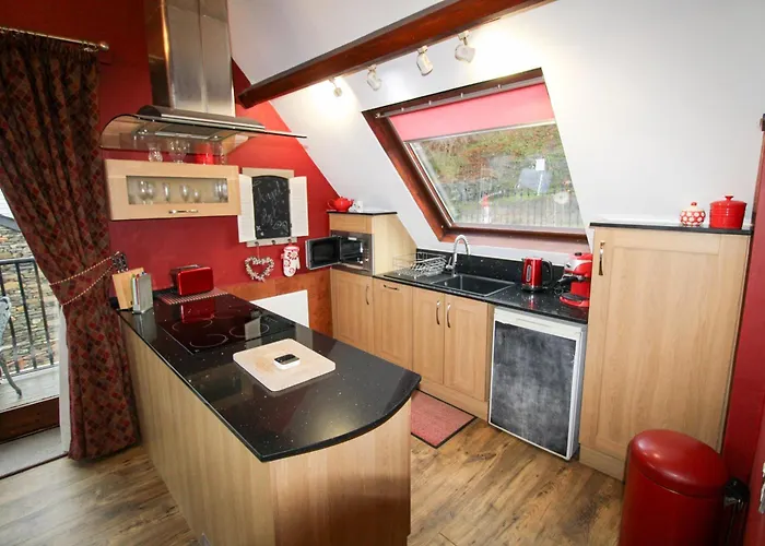 Angel Loft, Perfect Romantic Escape With View, On Windermere