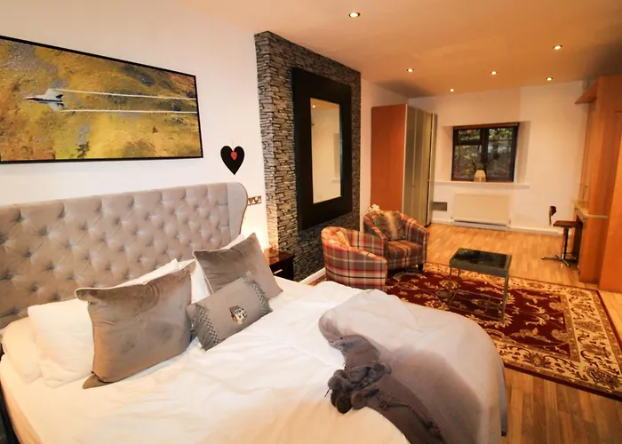 Angel Loft, Perfect Romantic Escape With View, On Windermere * Bowness-on-Windermere
