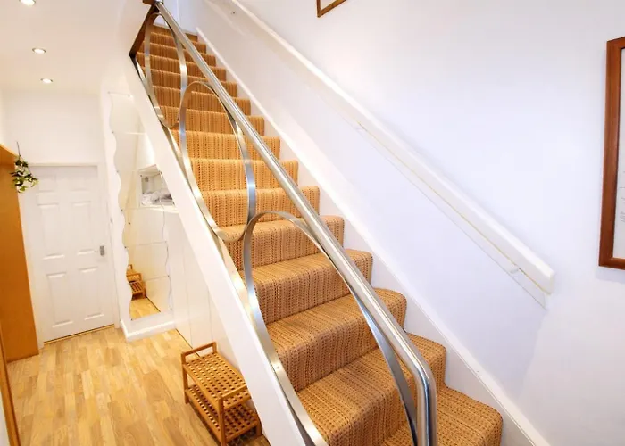 Angel Loft, Perfect Romantic Escape With View, On Windermere Holiday home