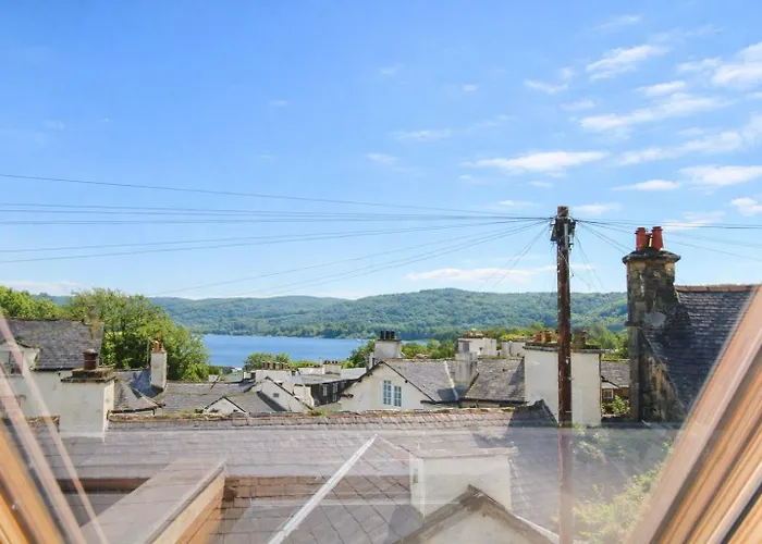 Angel Loft, Perfect Romantic Escape With View, On Windermere * Bowness-on-Windermere